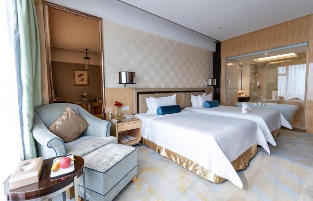 Hotel Fuyue 5*
